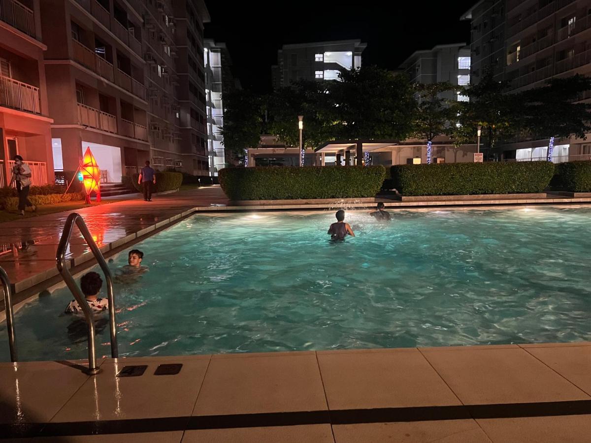 קואזון סיטי Lovers Inn Qc מראה חיצוני תמונה