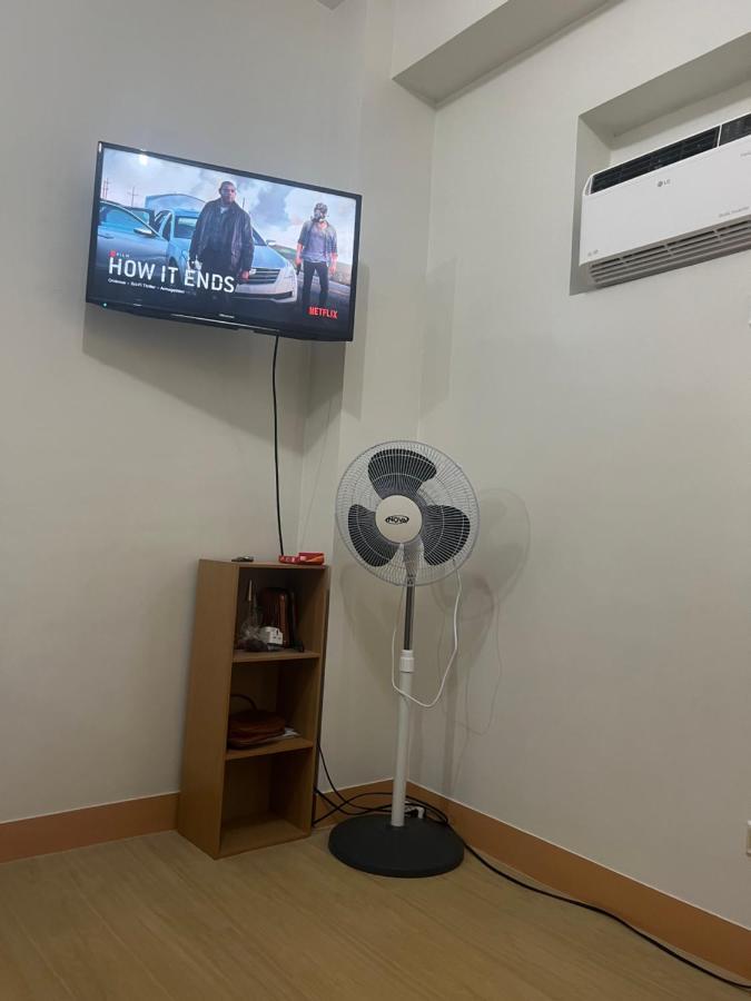 קואזון סיטי Lovers Inn Qc מראה חיצוני תמונה